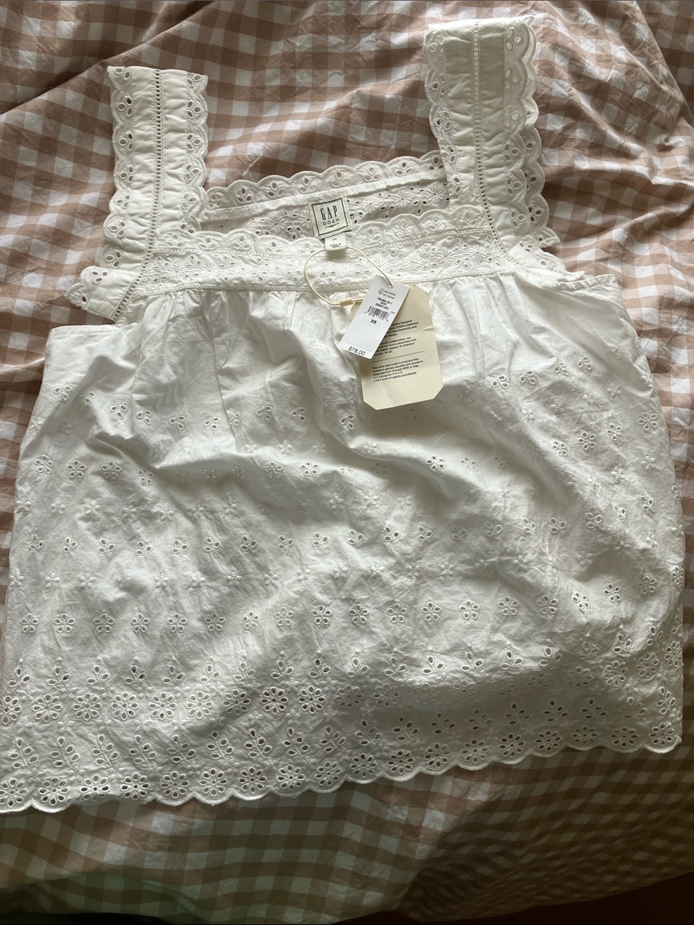 Gap and Doen eyelet top brand new with tags